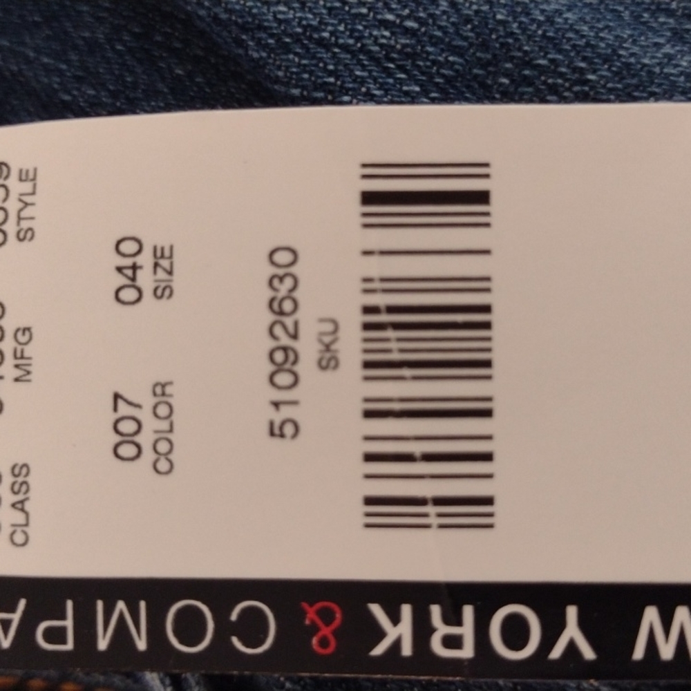 NWT NEW YORK & COMPANY.. WESTSIDE BOOT CUT STRETCH JEANS SIZE 4 AVERAGE - Picture 12 of 12